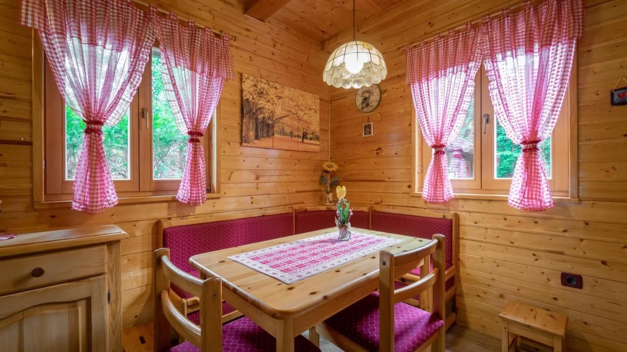 Chalet House Olga Crni Lug Buitenkant foto